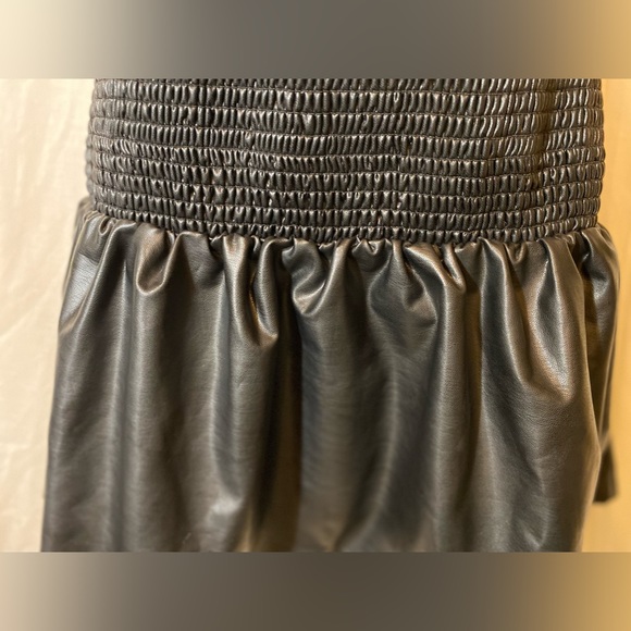 Mustard Seed faux leather skort - Picture 3 of 10